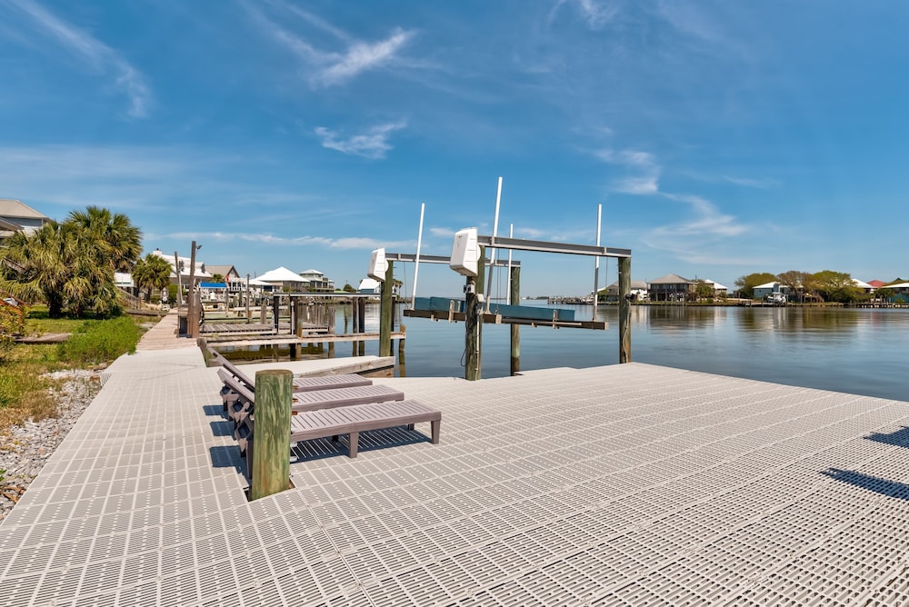 Sunny Side Up Ii - 320 Port Royal St 3 Bedroom Home