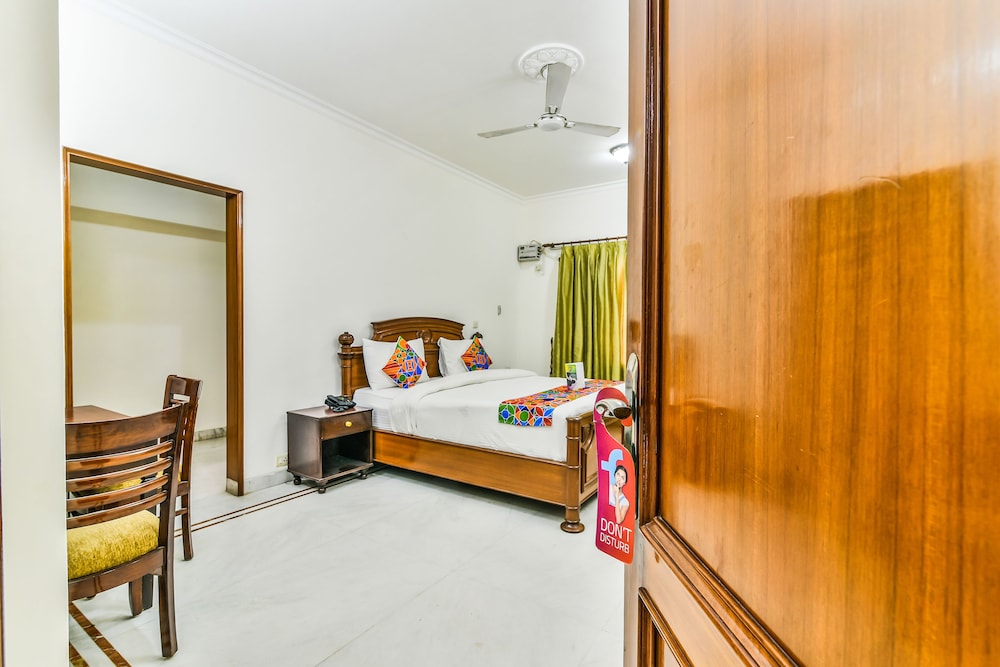 FabHotel Homeport Residency