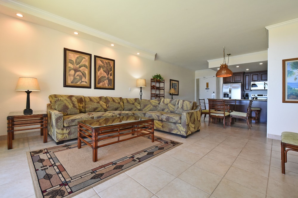 Kaanapali Shores #160 2 Bedroom Condo by RedAwning