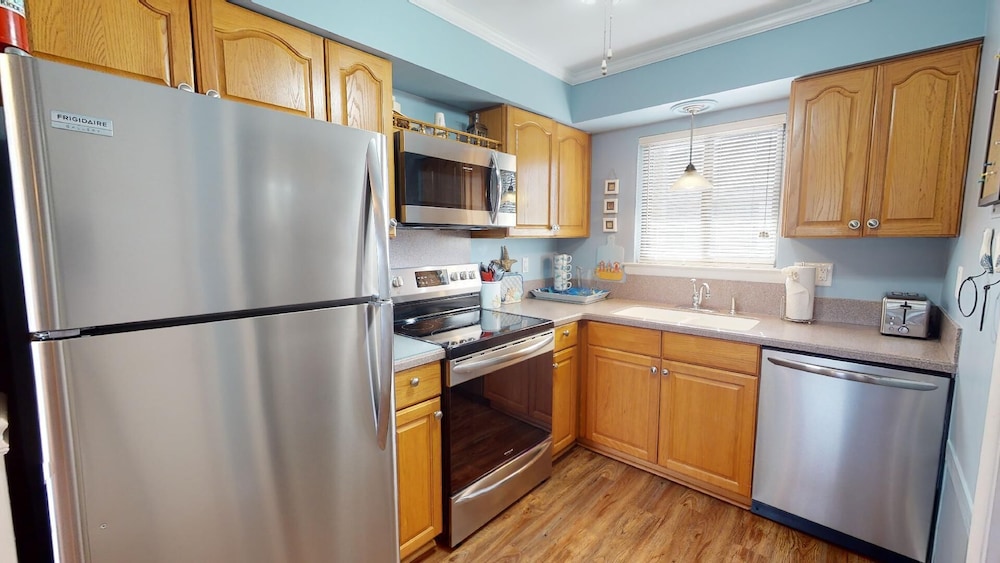Lighthouse Point 3 by Tybee Vacation Rentals