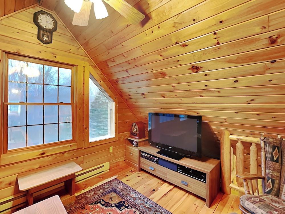 The Old World Chalet by Taylor Made Deep Creek