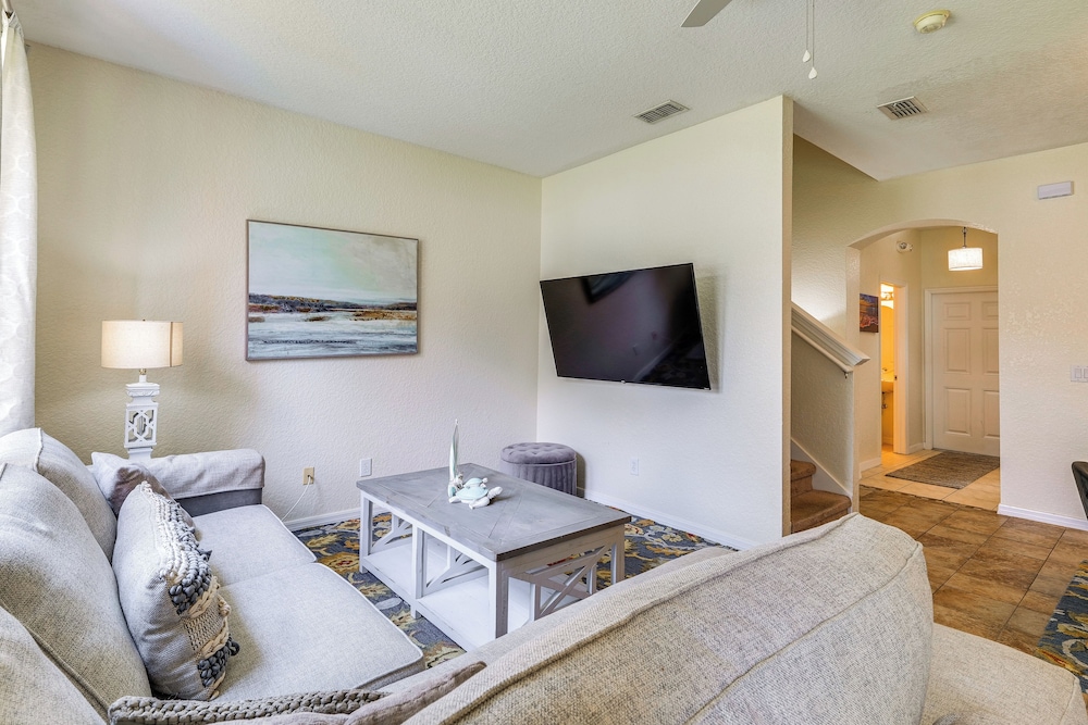 9 Mi to Disney! Regal Palms Resort Condo w/ Pools