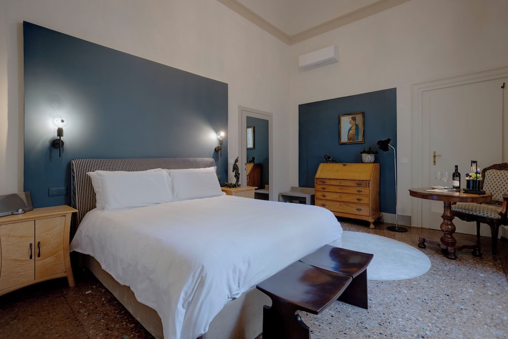 Palazzo Giacometti Suites