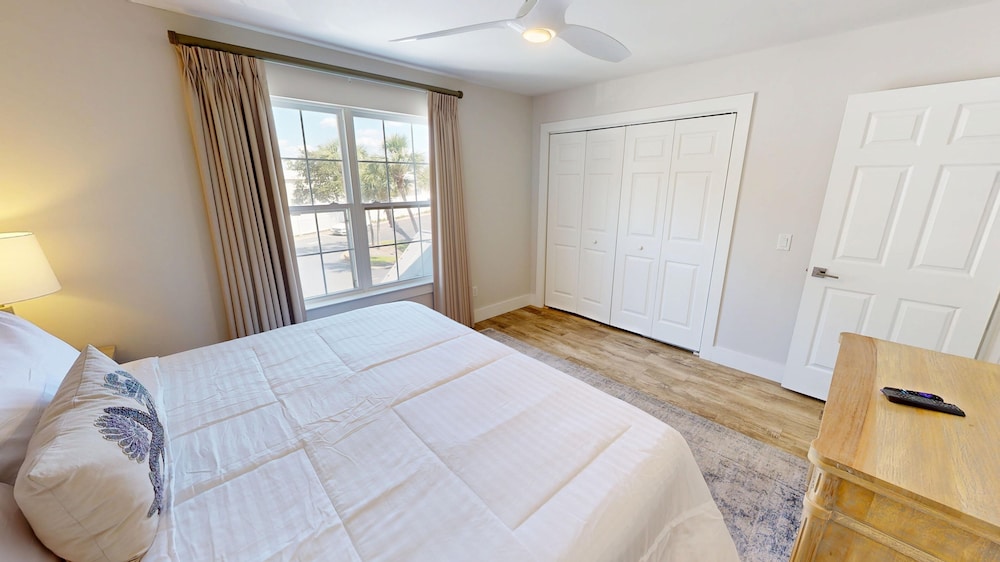 Spf 98 2 Bedroom Townhouse