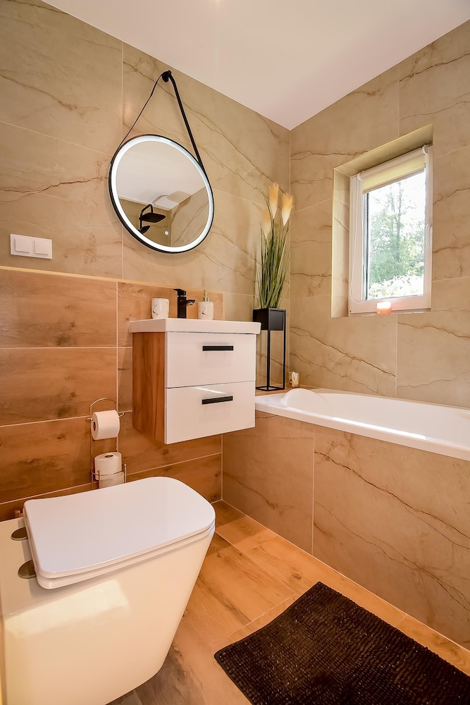 Domki Perła Białki z Jacuzzi
