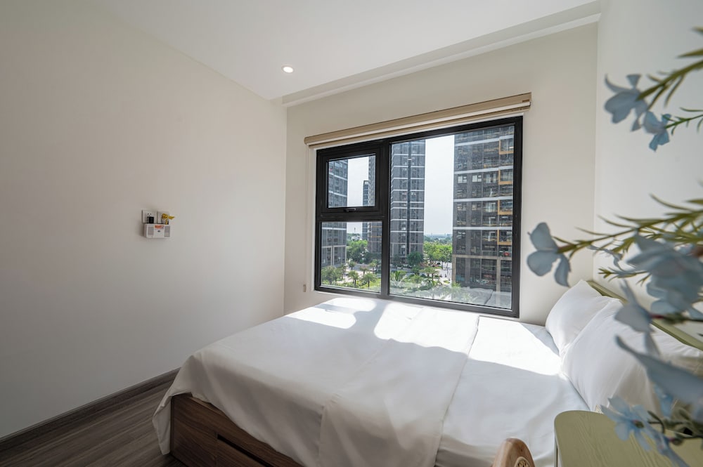 LA Nest 1bed with pool view big deal