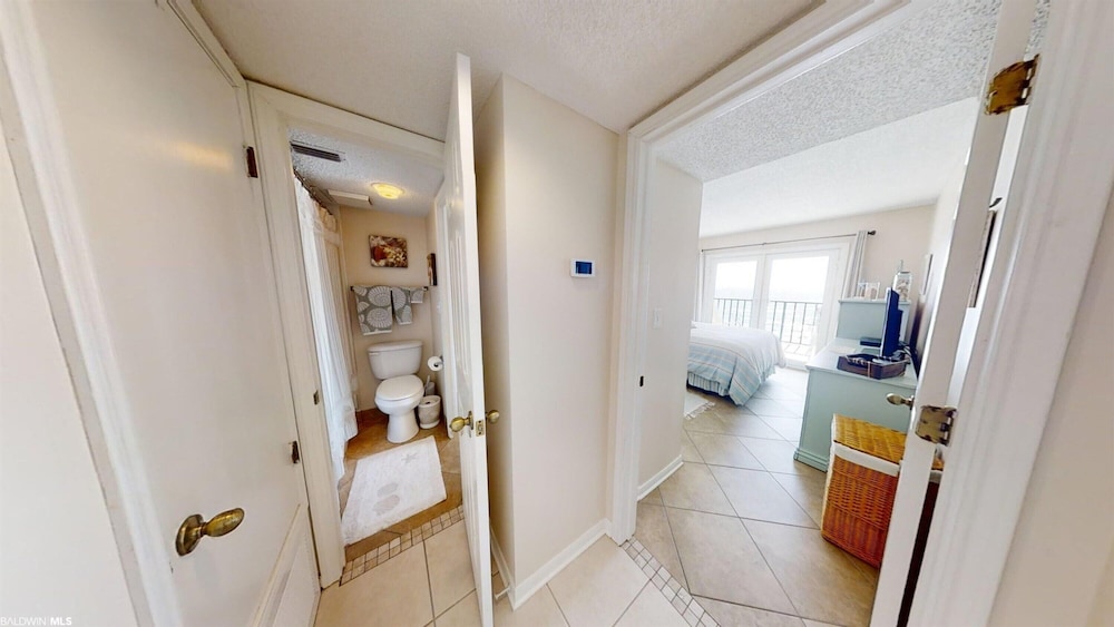 Surfside Shores 1501