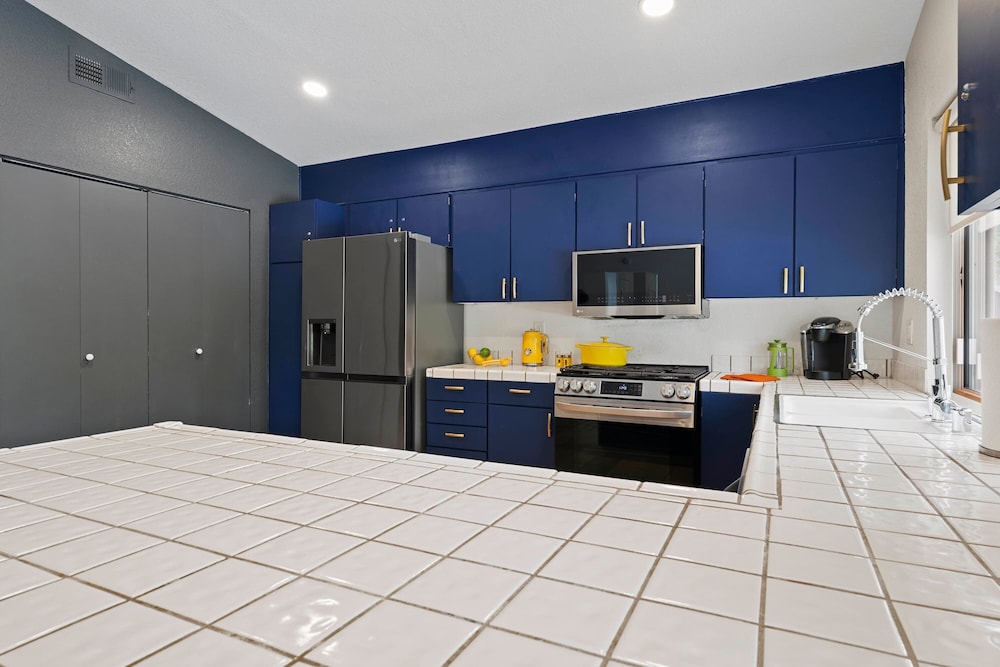 Hacienda Hideaway-3bd Great for Families