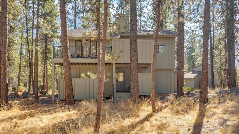 Diamond Peak Lane 20