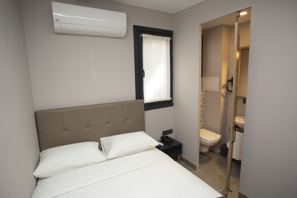 Jurnal Otel - Image 19