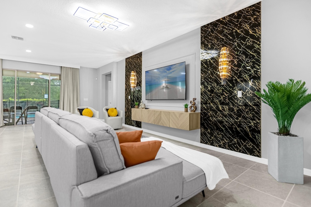 8881 QL Serenity Haven Luxurious Disney World