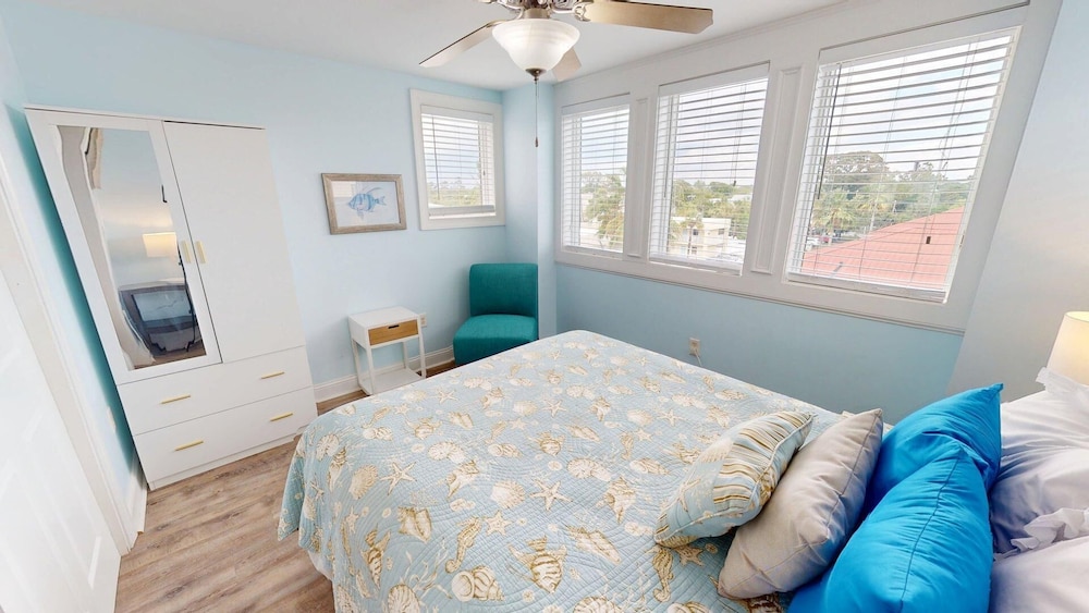 Captains Watch 2 by Tybee Vacation Rentals
