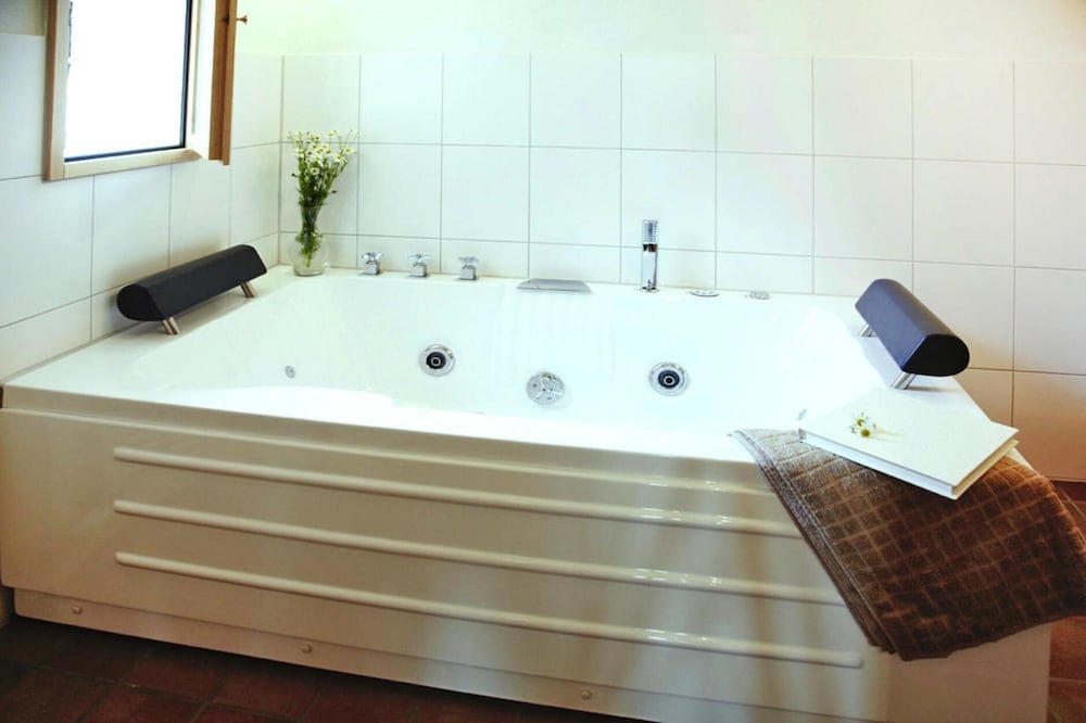 Wellnessferienhaus in Dagebull auf Einer Warft