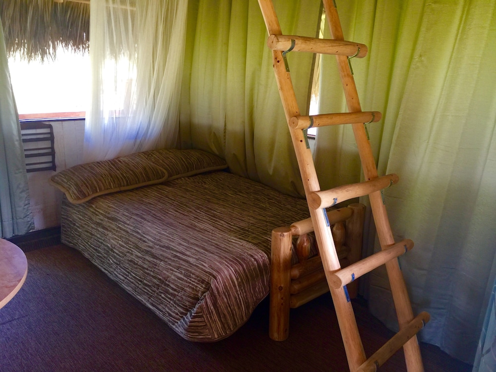 Everglades Chickee Cottages - Ochopee