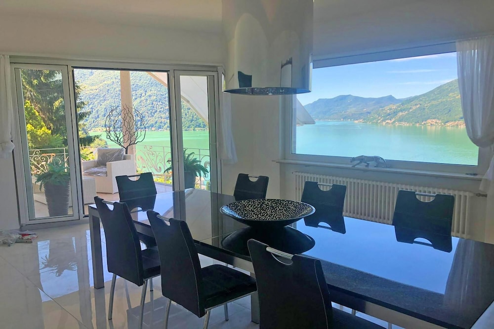 Villa Lago Lugano in Bissone view 4