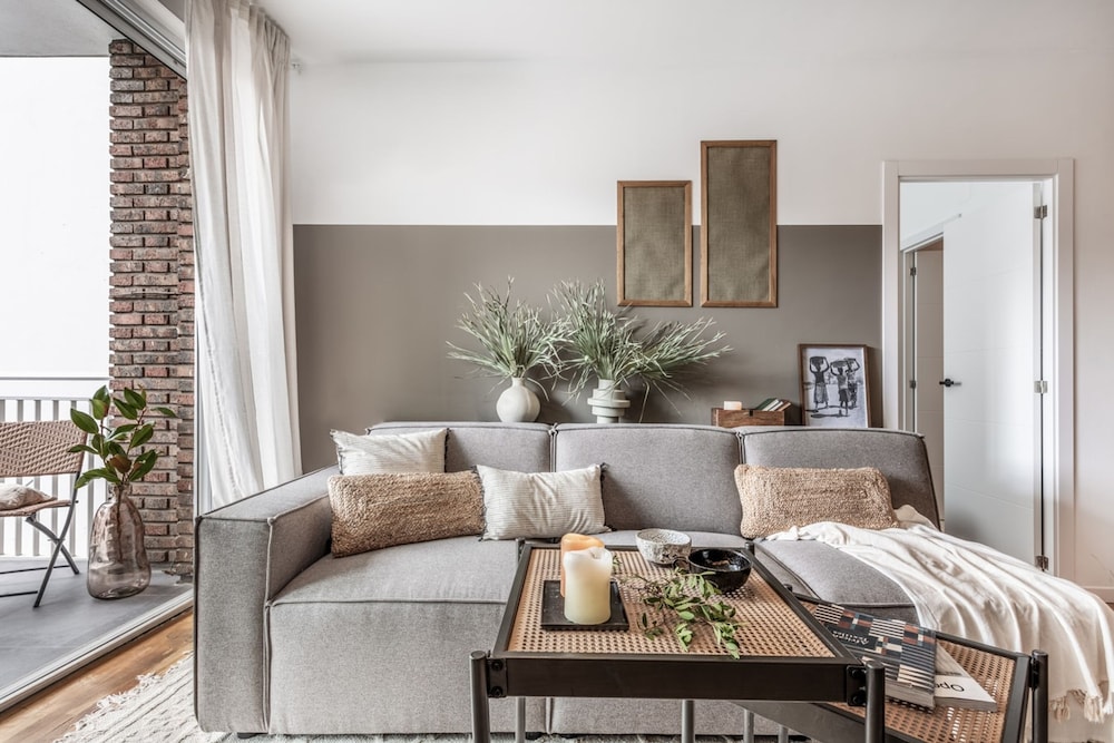 Boma - 2 Bedrooms and Terrace in Recoletos