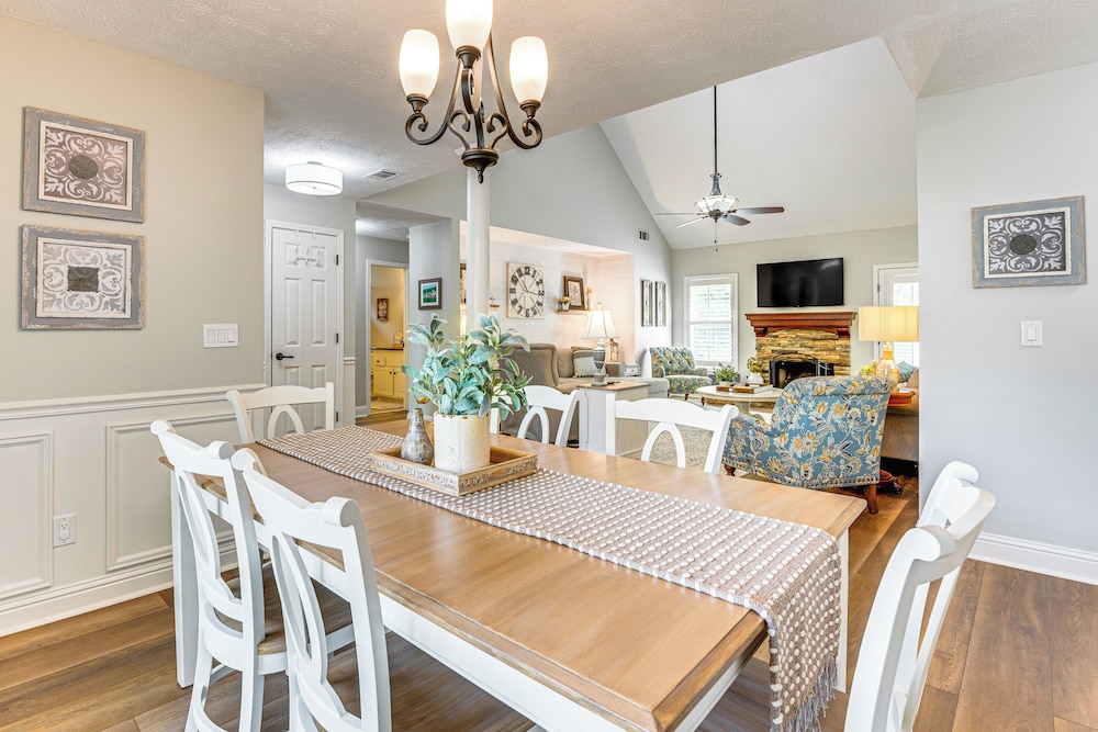 Outdoor Entertainment Area: Sharpsburg Home!