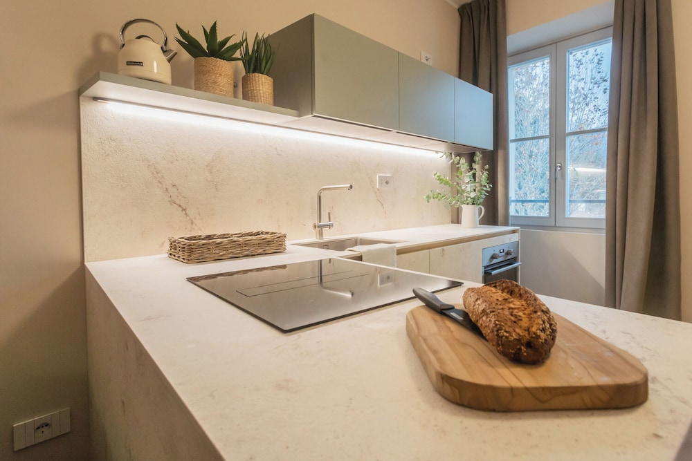 V. Suite on Lake Como by Rent all Como