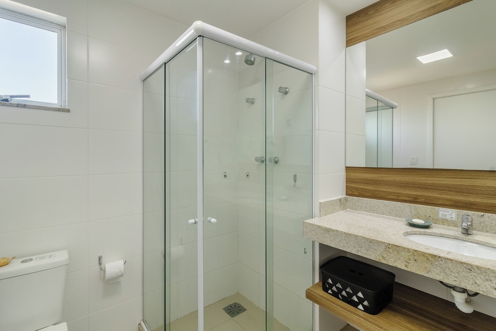 Stay With Pool and Sauna Just Steps From the Beach in Cabo Frio - HSC