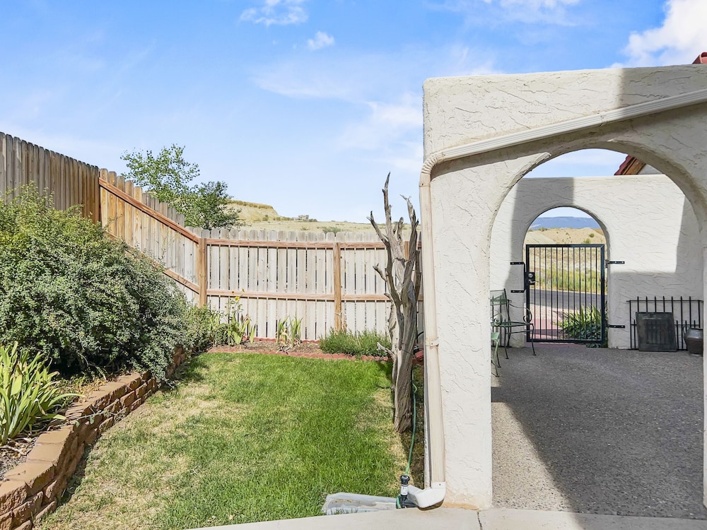 Fairway Desert Vista-valley Views Next To Golf 3 Bedroom Home