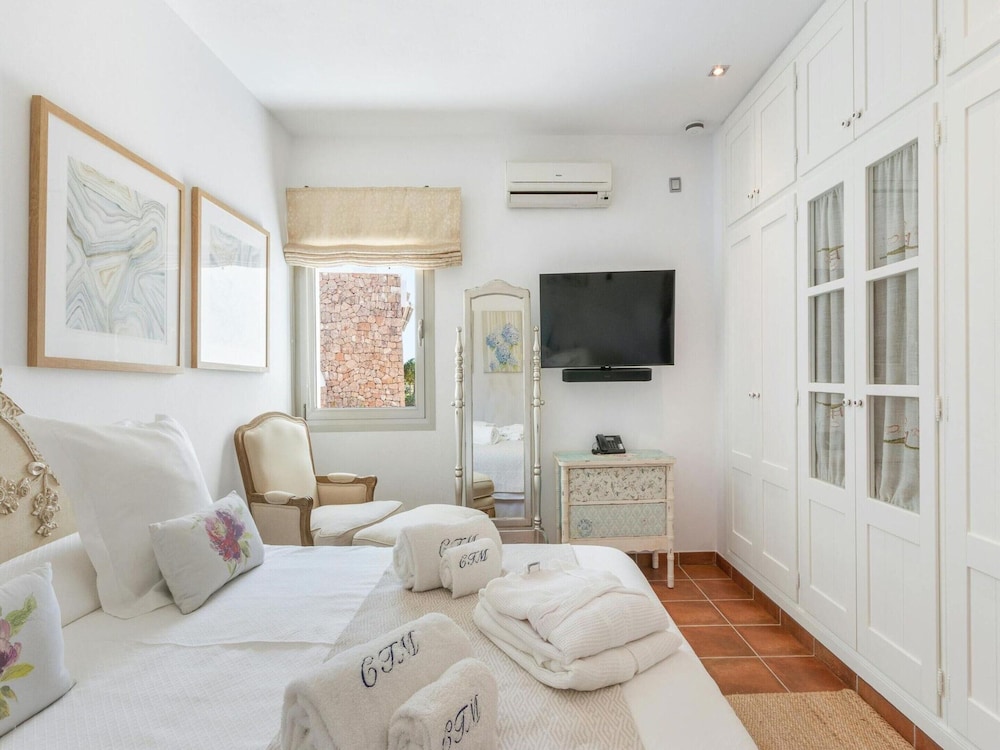 Holiday Home in Stunning Ibizan Landscape
