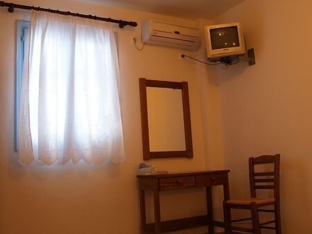 Ioanna Rooms
