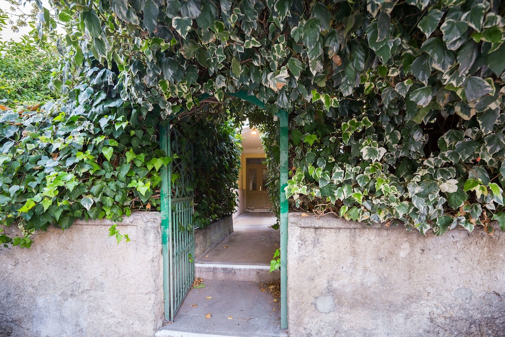 Photo 36