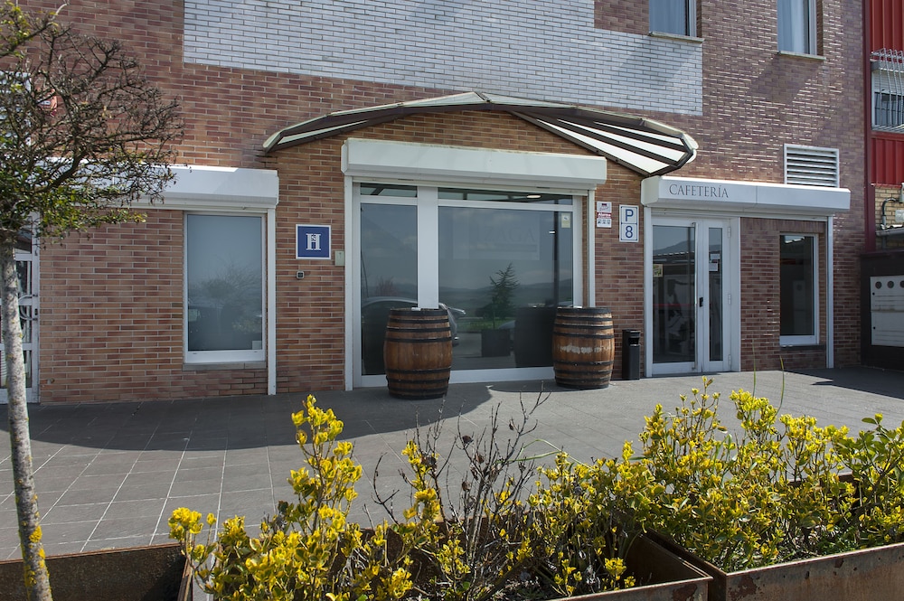 Iraipe Izaga Hostal