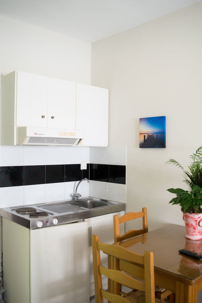 Greta Apartments