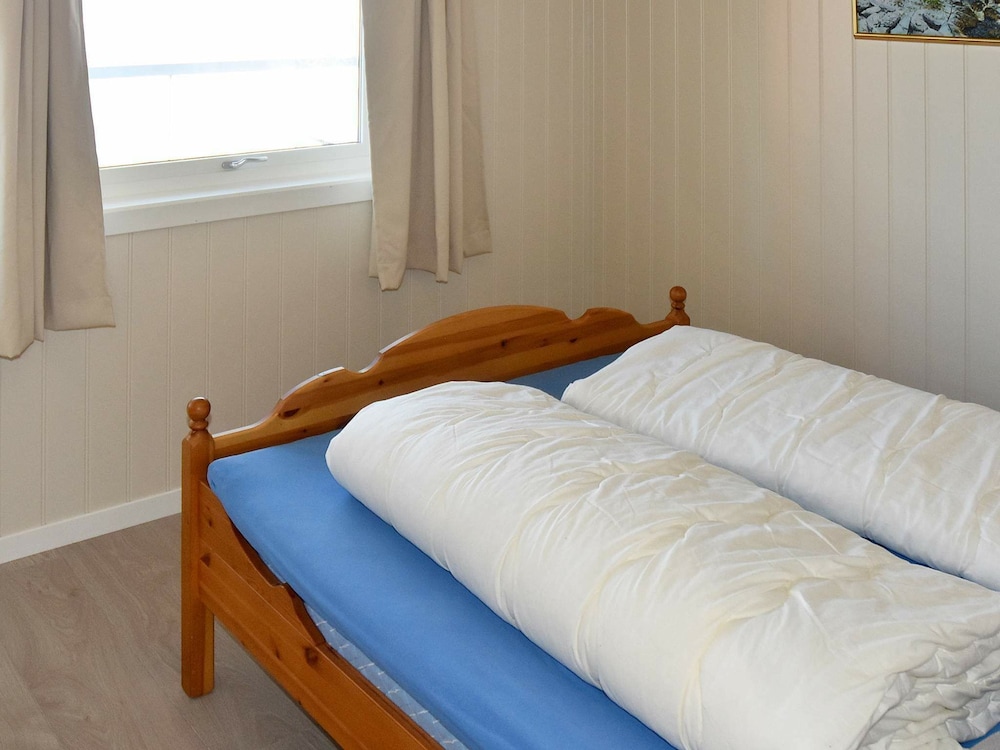 6 Person Holiday Home in Blaksæter view 3