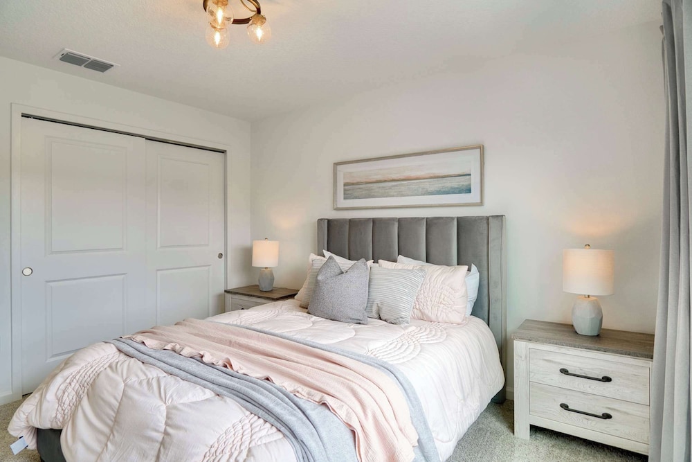 Epic 10br Solara Retreat, Themed Fun & Pool