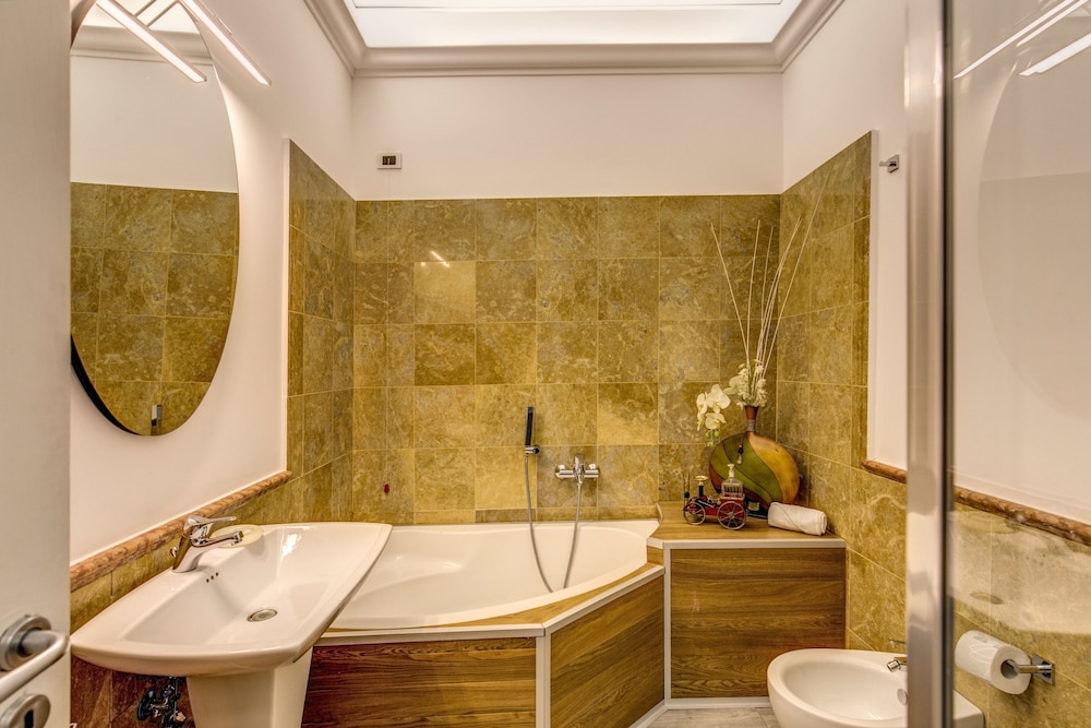 Suite in Rome Veneto