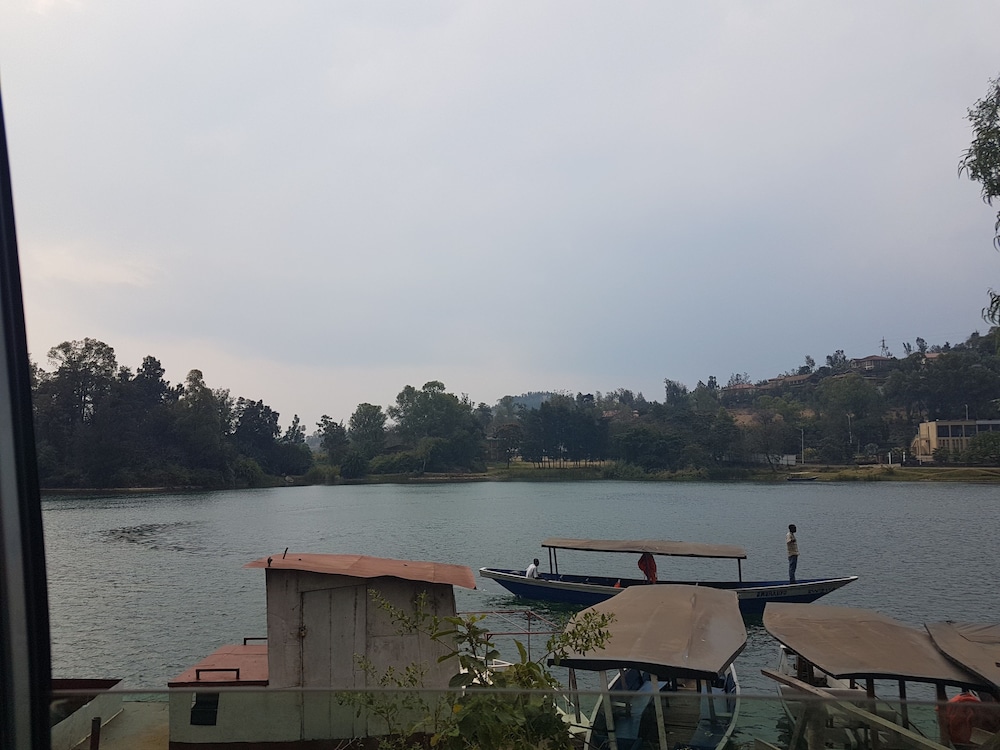 Macheo Ecolodge Camping
