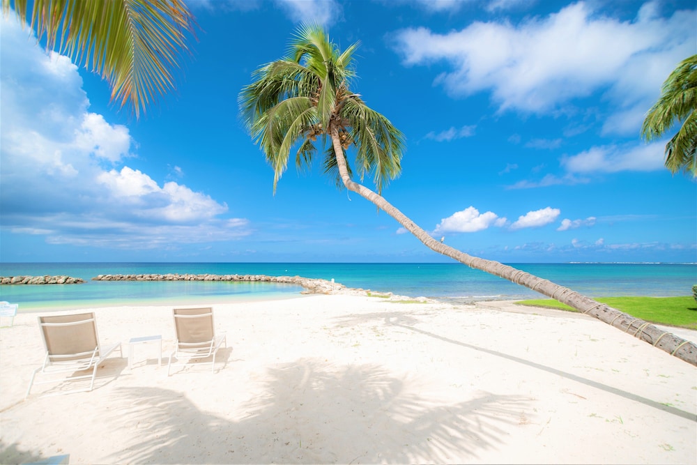 Cayman Luxury Rentals at Sunset Cove