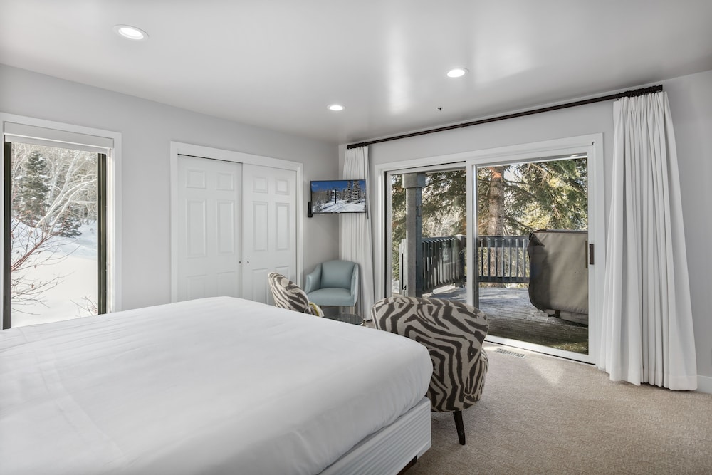 105 - Three Bedroom with Spa Ridgepoint 3 Condo