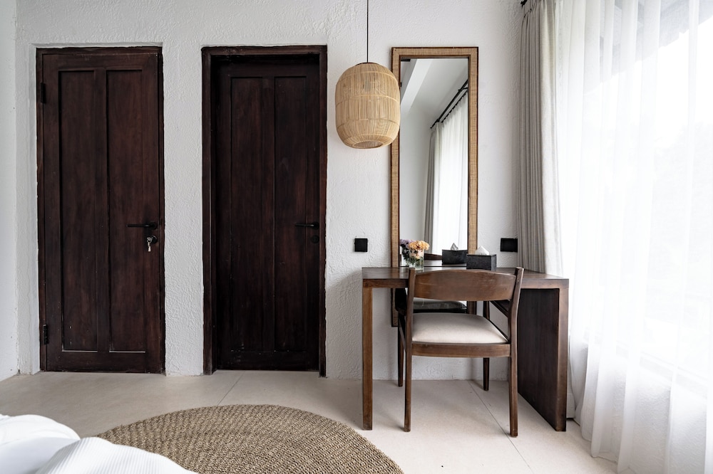 Sacred Jungle by EVDEkimi Ubud – Modern Villas and Apartments with Kitchens, Pools, & Personalized Concierge Service