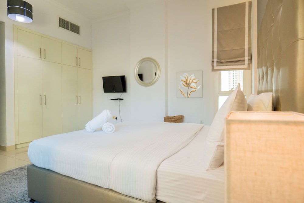 Venduras Elegant 1BR Dubai Marina
