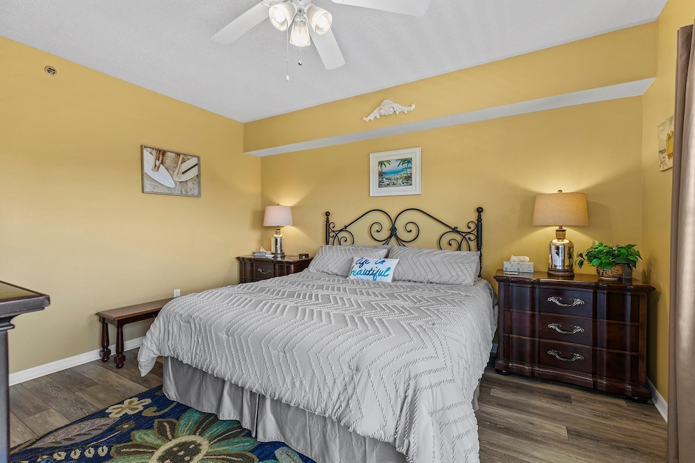Oceanwalk 6-205