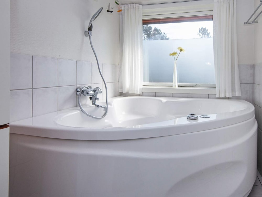 6 Person Holiday Home in Henne
