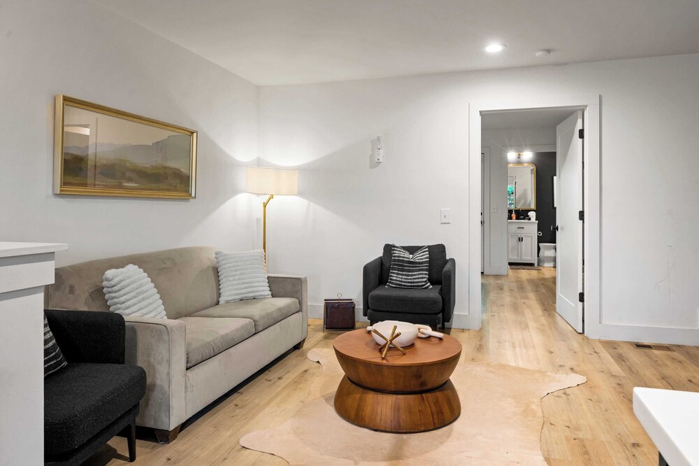 Firefly Mountain Suites Sleeps 36 Indoor Pool, Hot Tub, Game Room, Playground