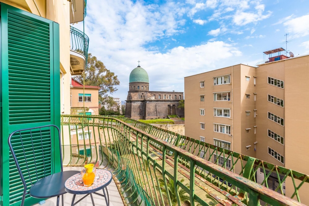 Posillipo Bright Apartment With Parking Space