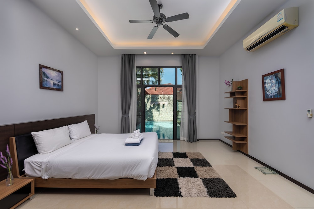 Onyx Villas by TropicLook