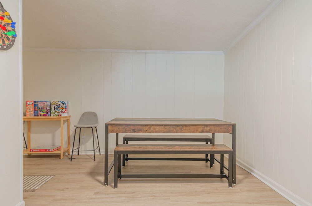 The Columbus Collective 4Bed with games