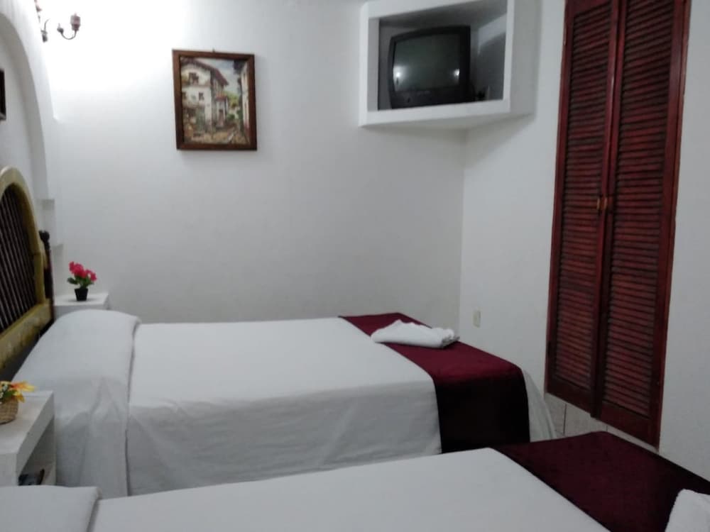 Poza Rica Vacations - Hotel Boutique Esmeralda - Property Image 42