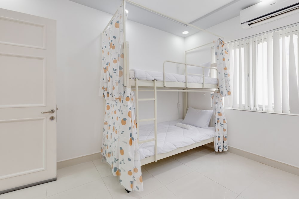 Saigon Authentic Hostel & Tours