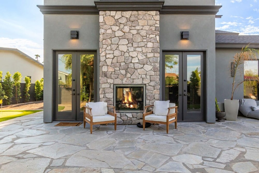 Stonewood Luxe Estate 5 Showers Heated Pool GYM
