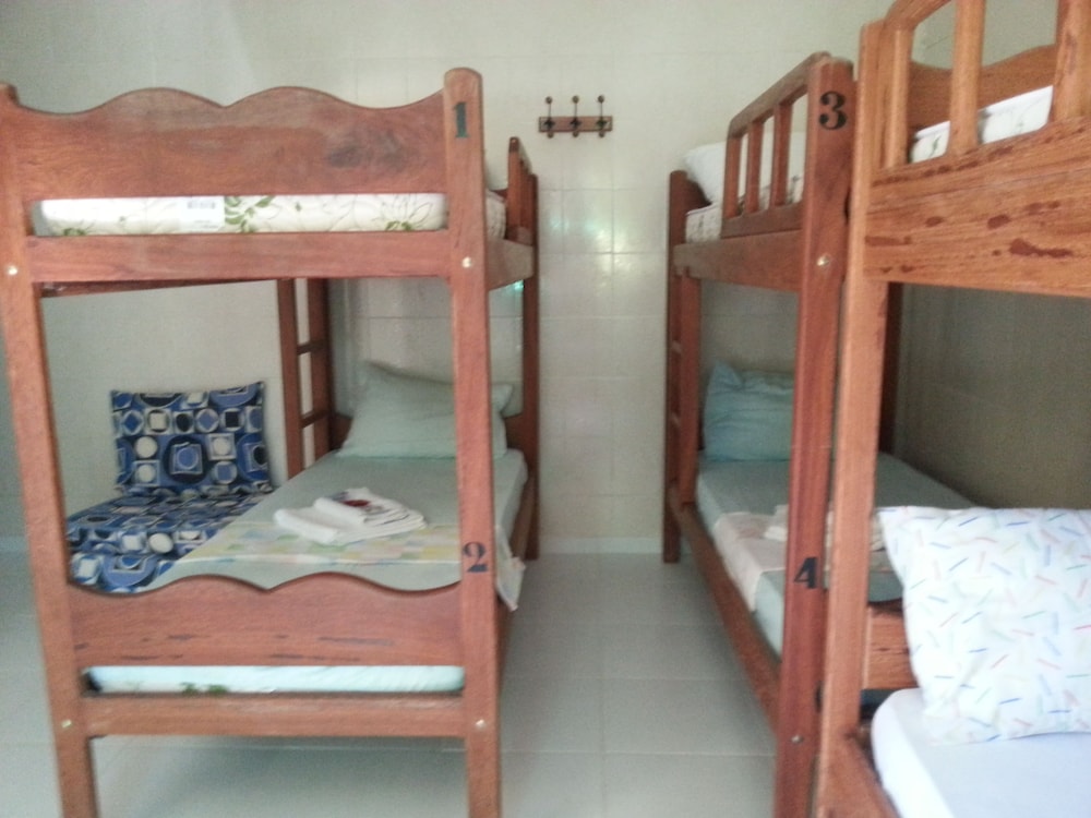 Itaúna Hostel