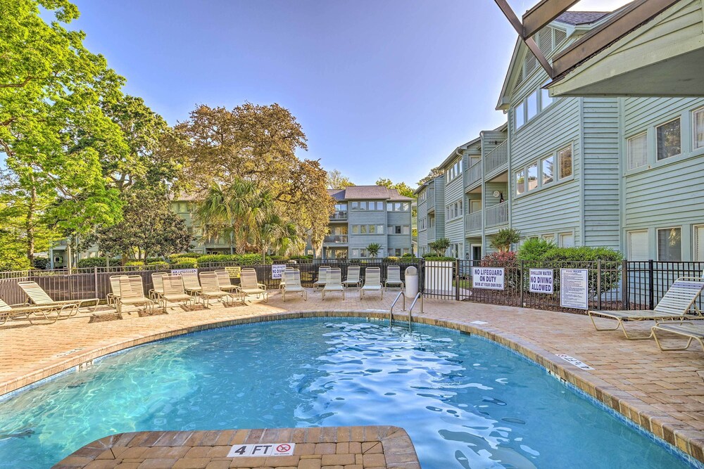 Oceanfront Resort Condo w/ Balcony in Myrtle Beach