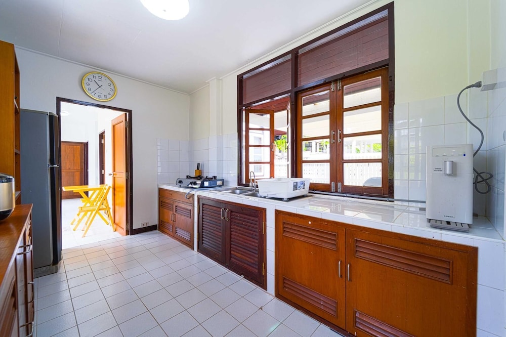 Oceanfront 6 Bedroom Twin Villas OV6