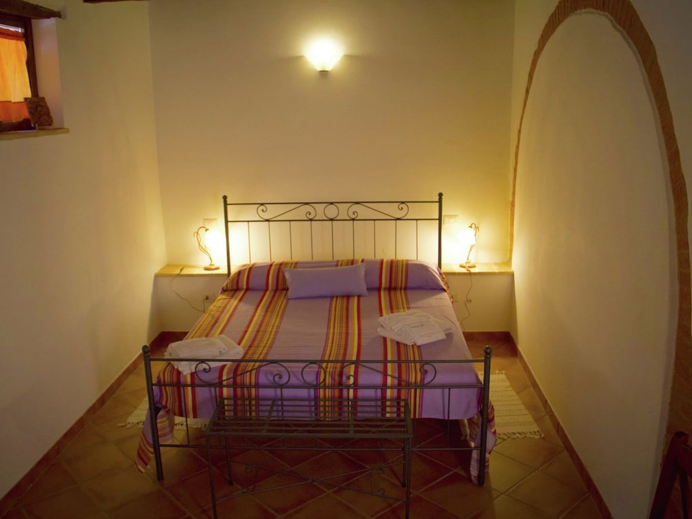 Holiday Home in Pietrafitta Near Lake Trasimeno view 2